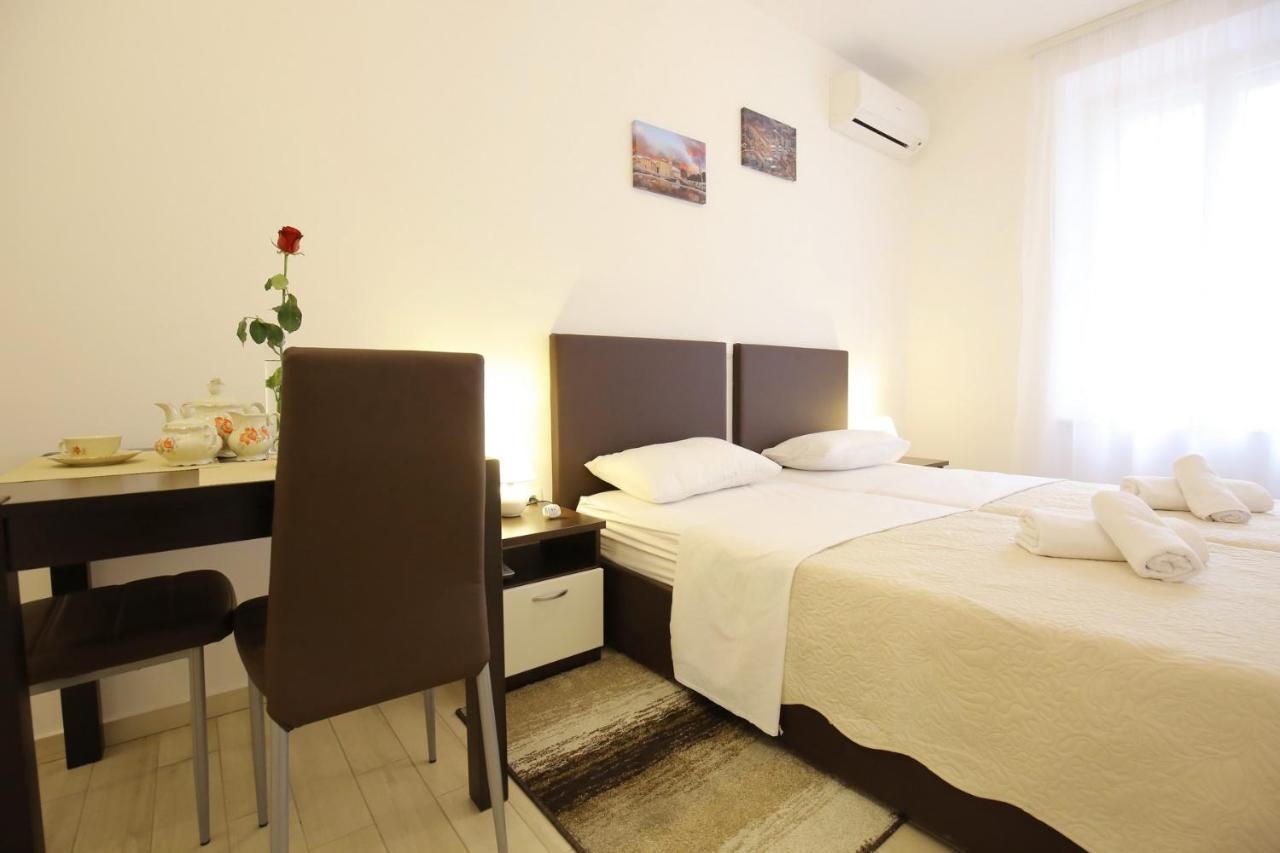 Sites Of Zadar Rooms Exterior photo