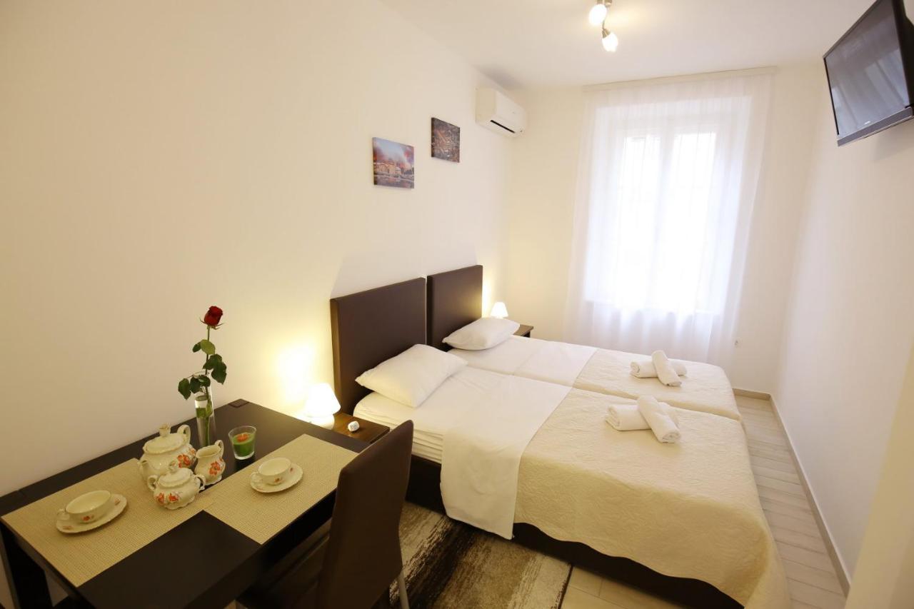 Sites Of Zadar Rooms Exterior photo